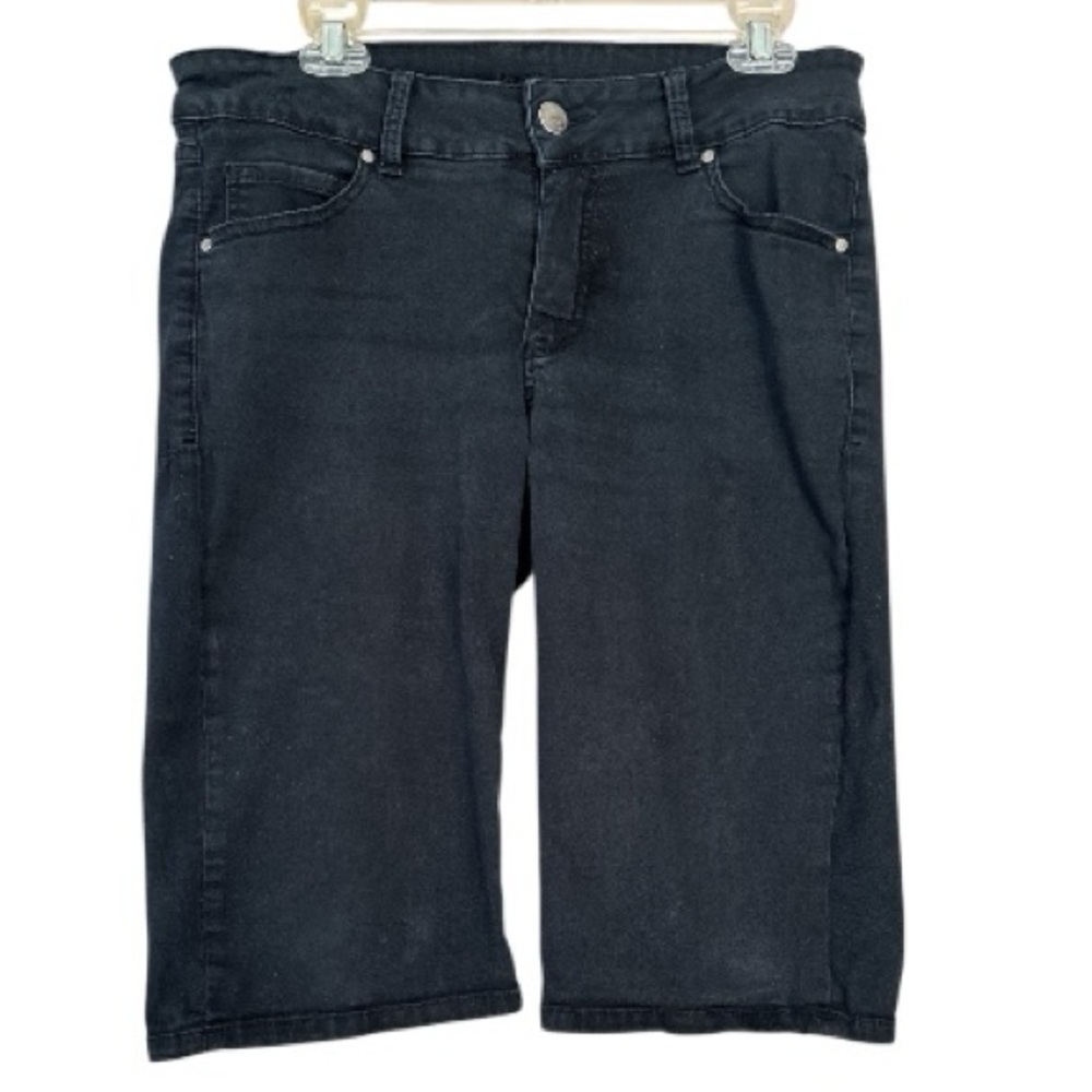 JAG bermuda shorts, black size 10, loose fit.  98% cotton with a little stretch.